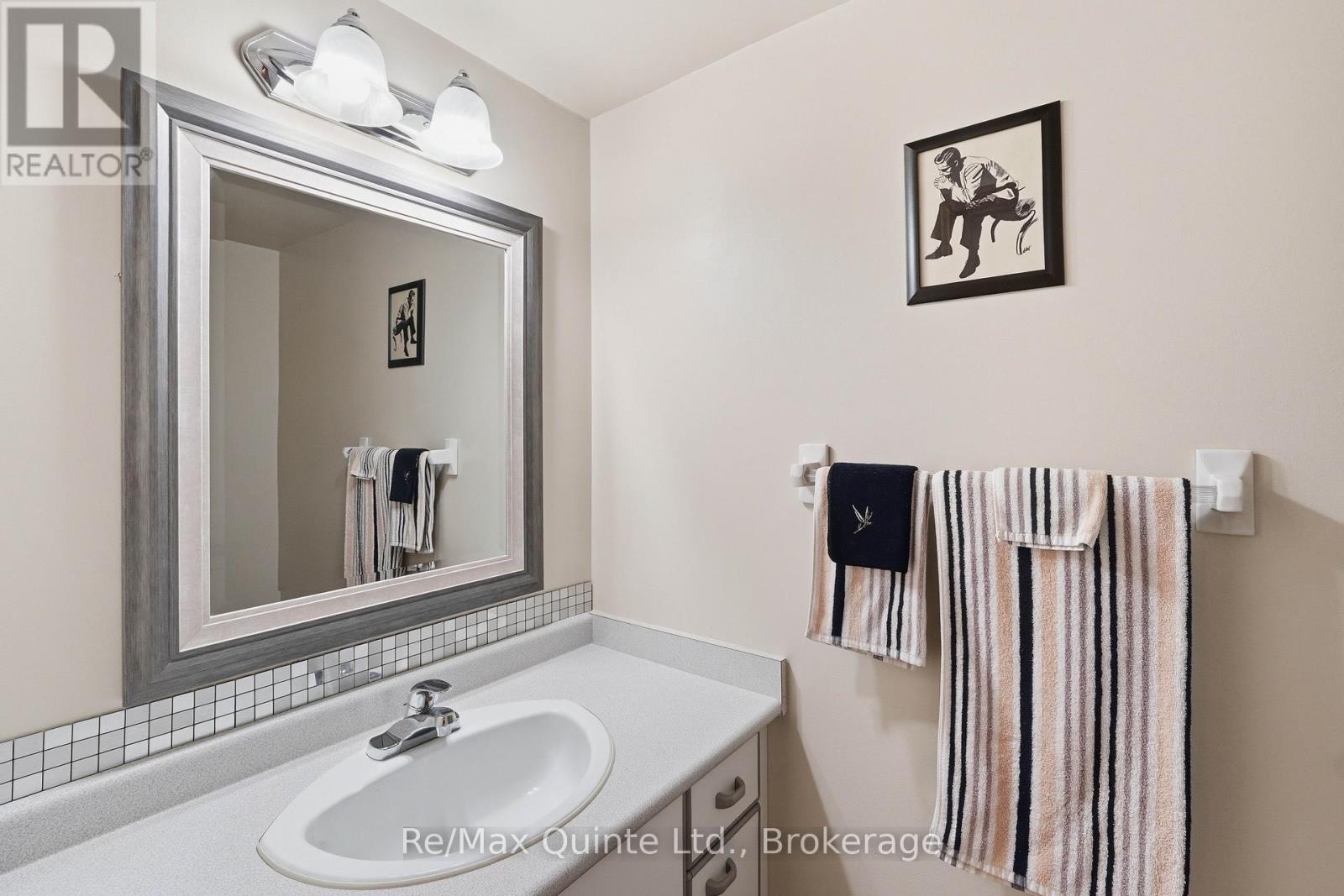 97 PARKVIEW HEIGHTS - 30