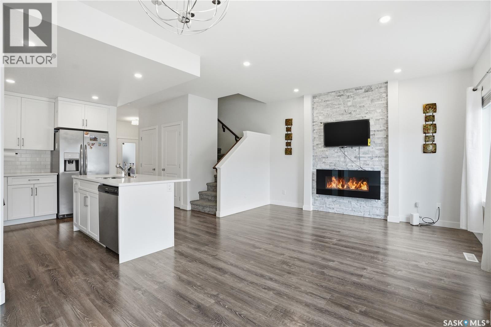 #234 Brighton GATE - 23