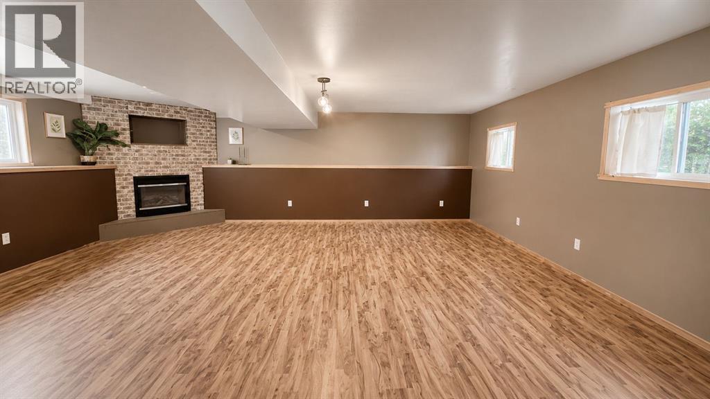 9928 93 Avenue — photo 20