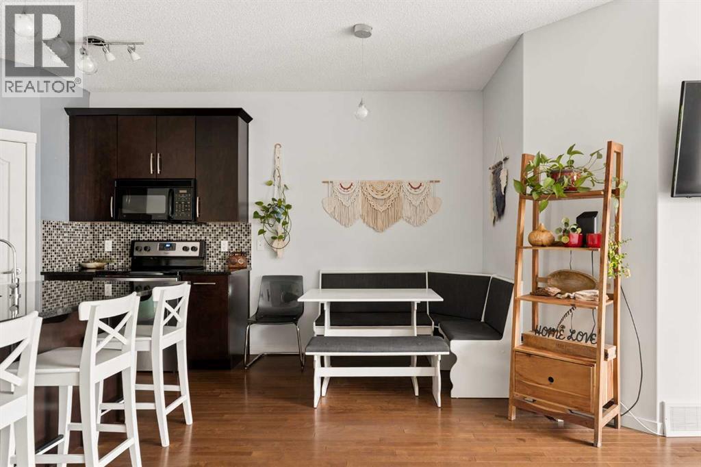 74 Autumn Crescent SE - photo 5