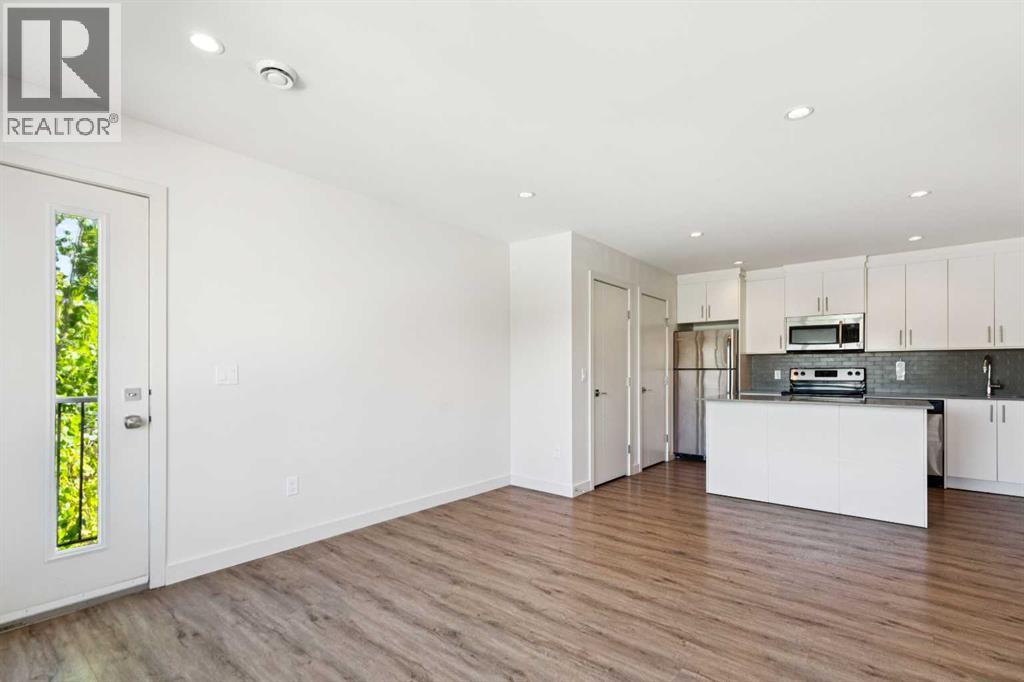 423 7A Street NE — photo 23