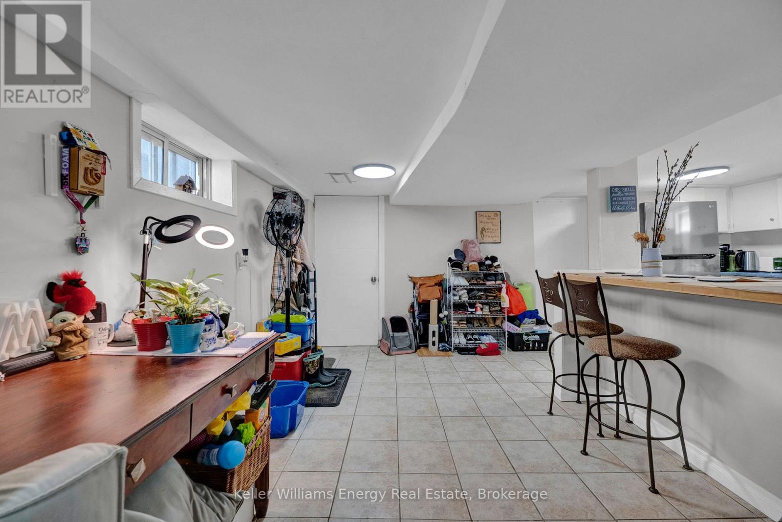 741 RITSON ROAD S - 29