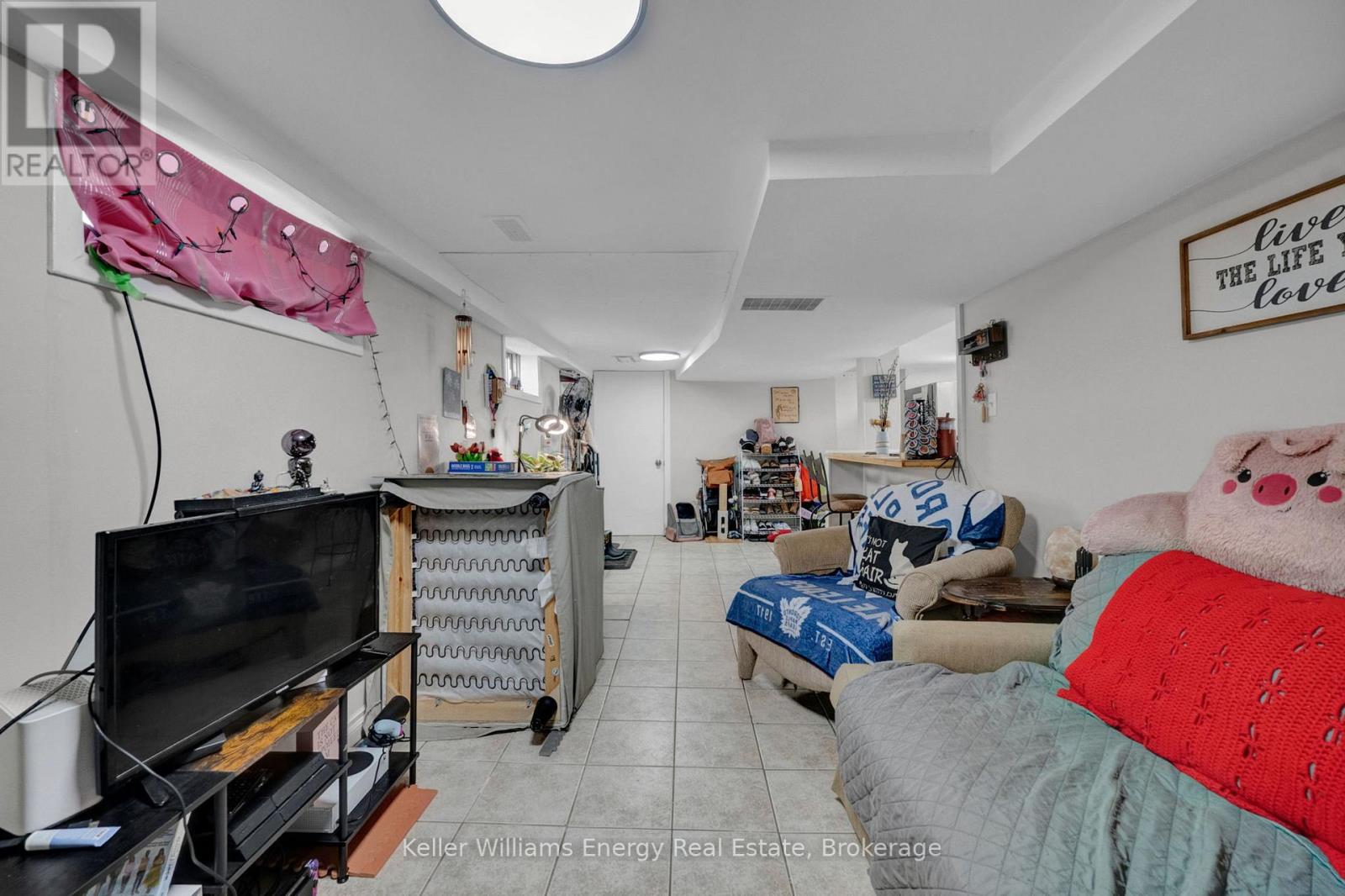 741 RITSON ROAD S - 30