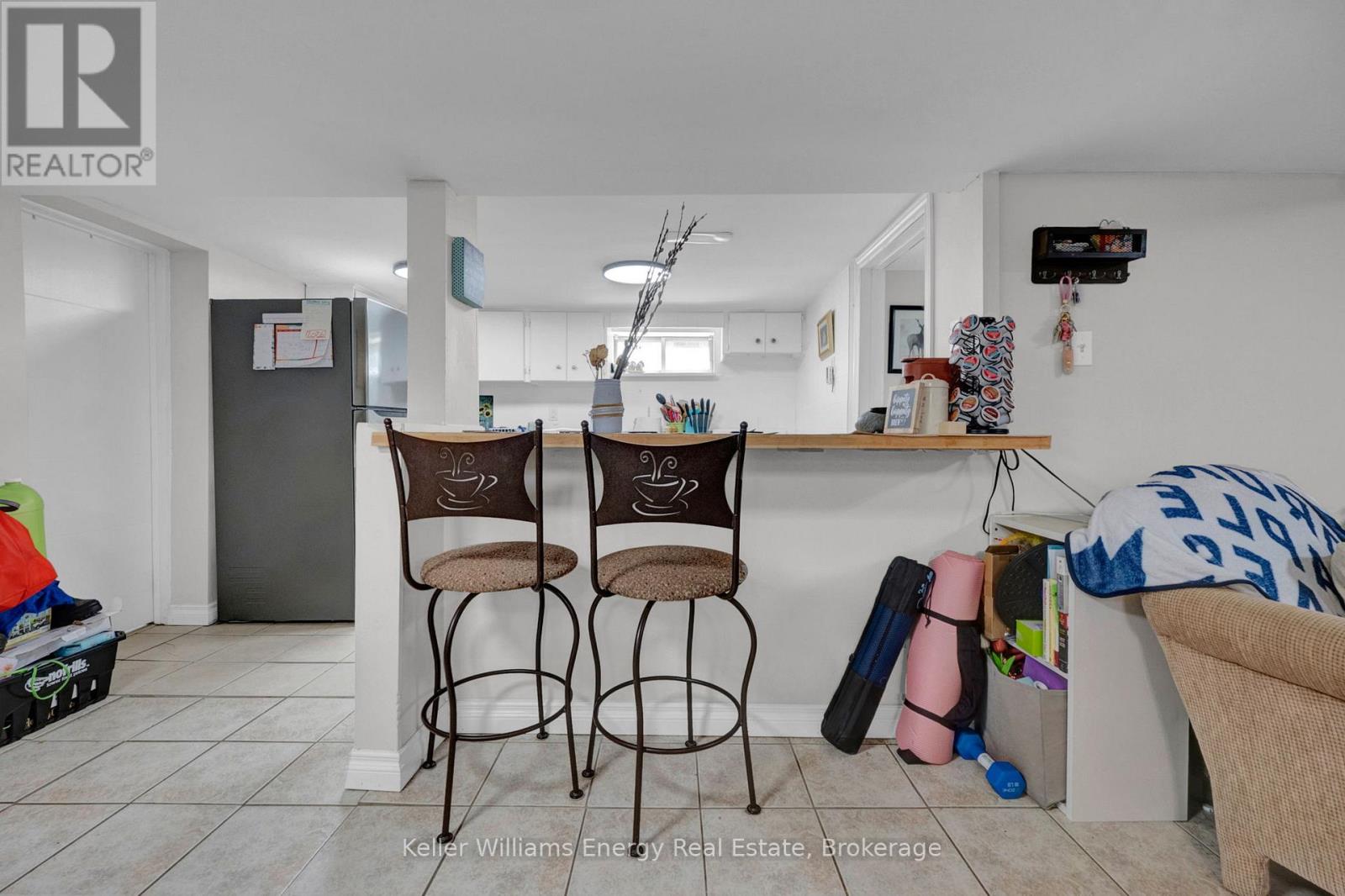 741 RITSON ROAD S - 31