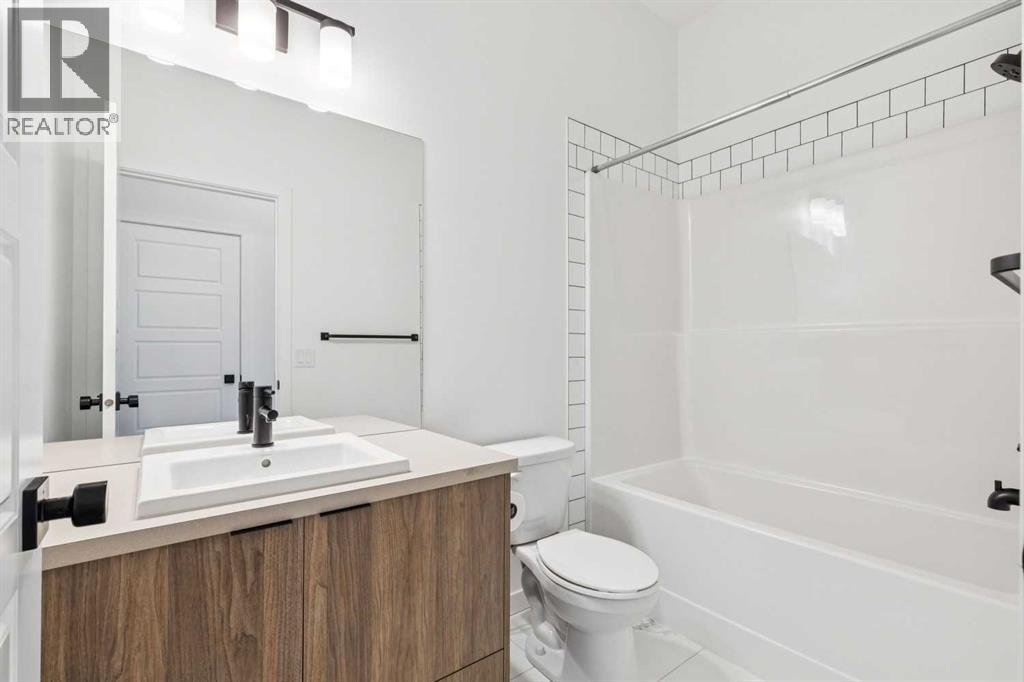 146 Walgrove Common SE — photo 21