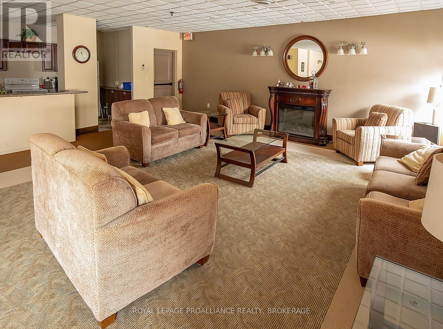 #411 120 BARRETT COURT - 17
