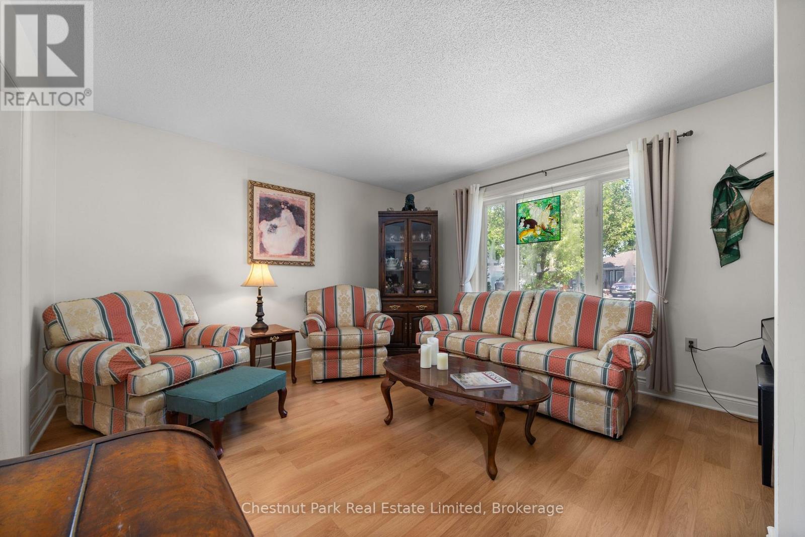 20 MONROE COURT - 9