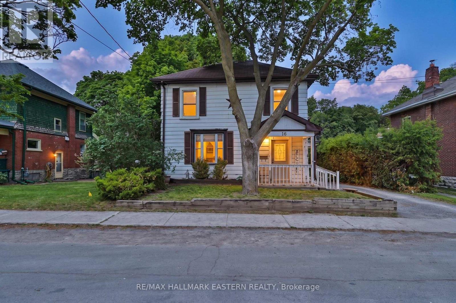 16 HOLLOWAY STREET - 2