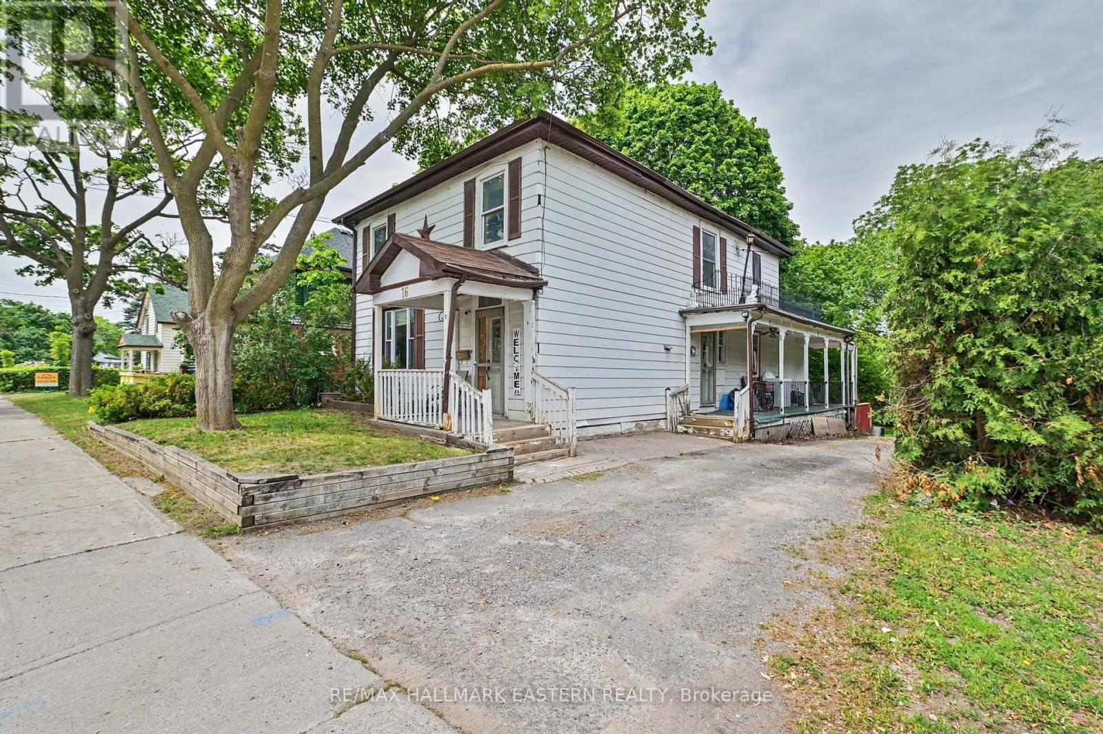 16 HOLLOWAY STREET - 32