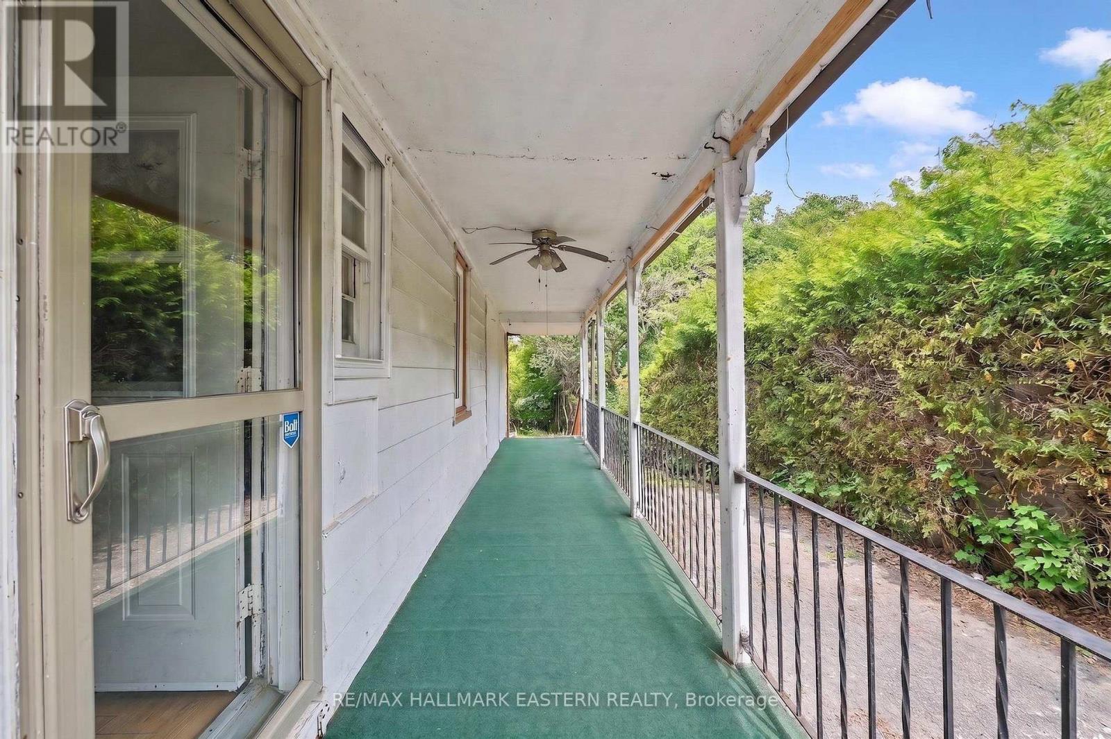 16 HOLLOWAY STREET - 5