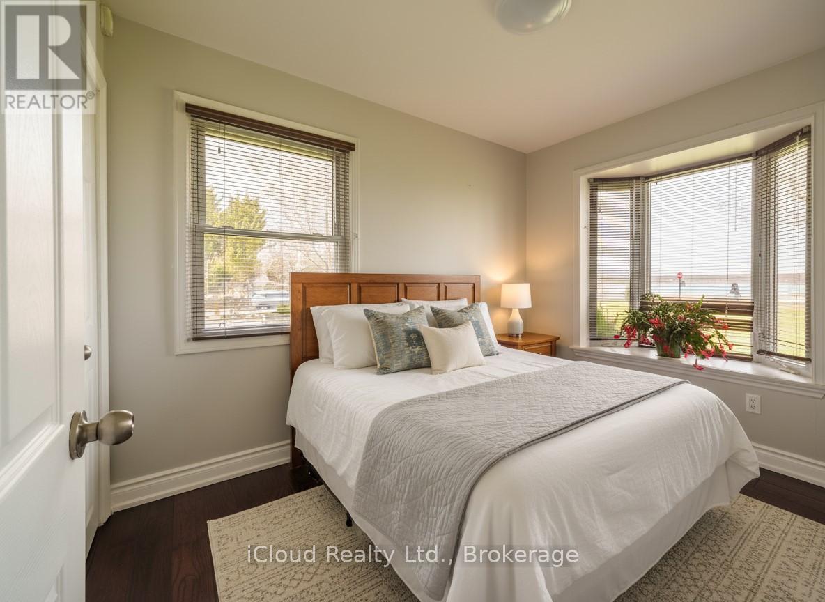 4099 NIAGARA PARKWAY - 27