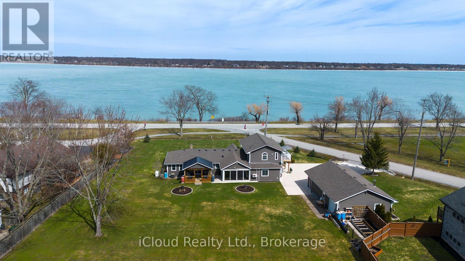 4099 NIAGARA PARKWAY - 1