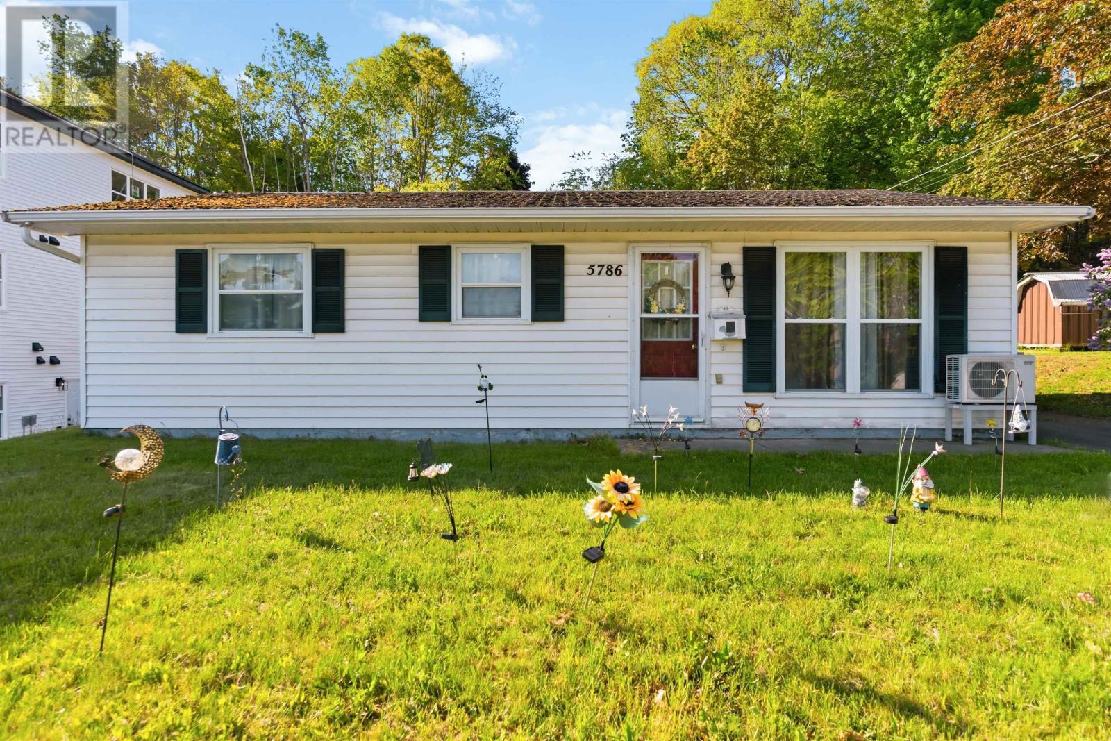 Property photo of 5786 Prospect Road
