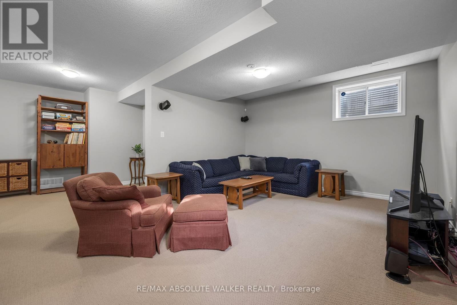 299 BRADWELL WAY - 33