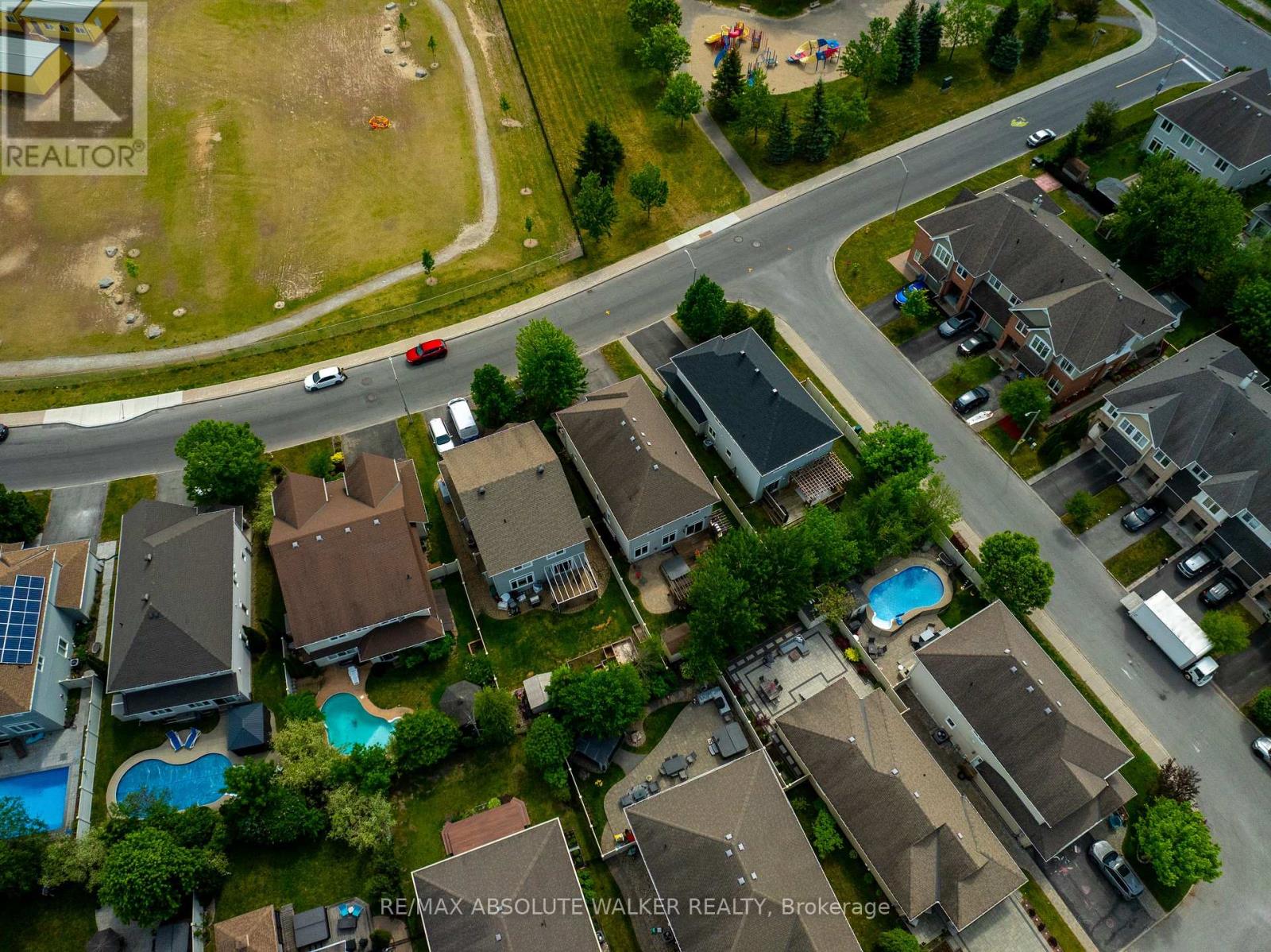 299 BRADWELL WAY - 41