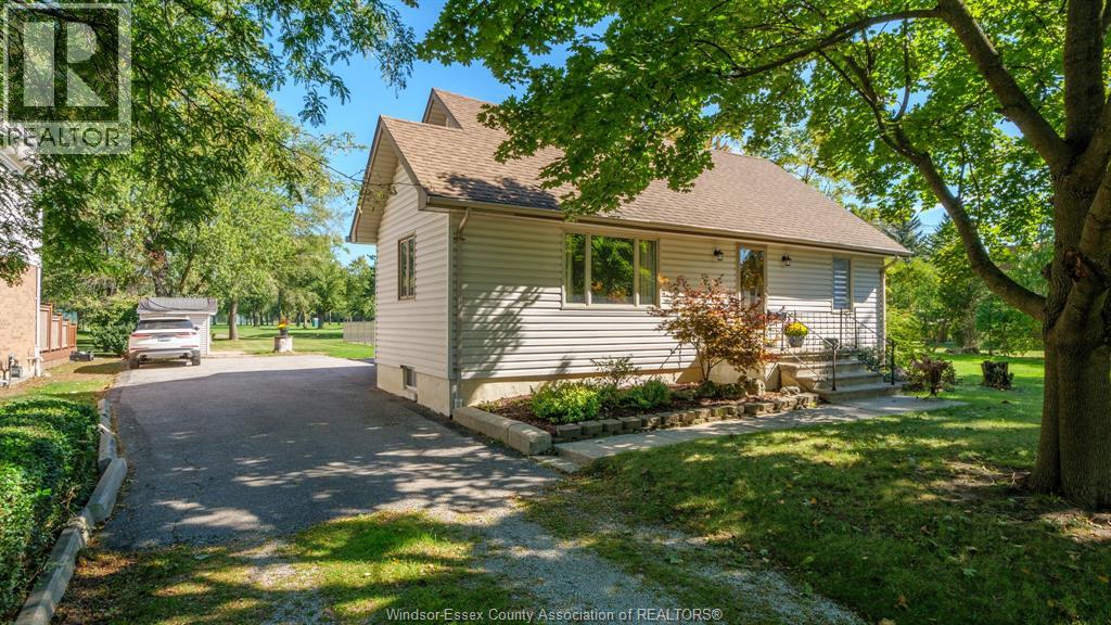 4054 ROSELAND DRIVE West - 1