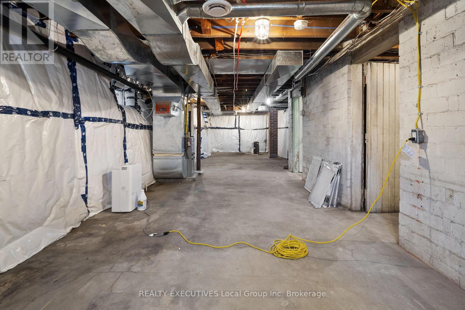 537 COPELAND STREET - 35