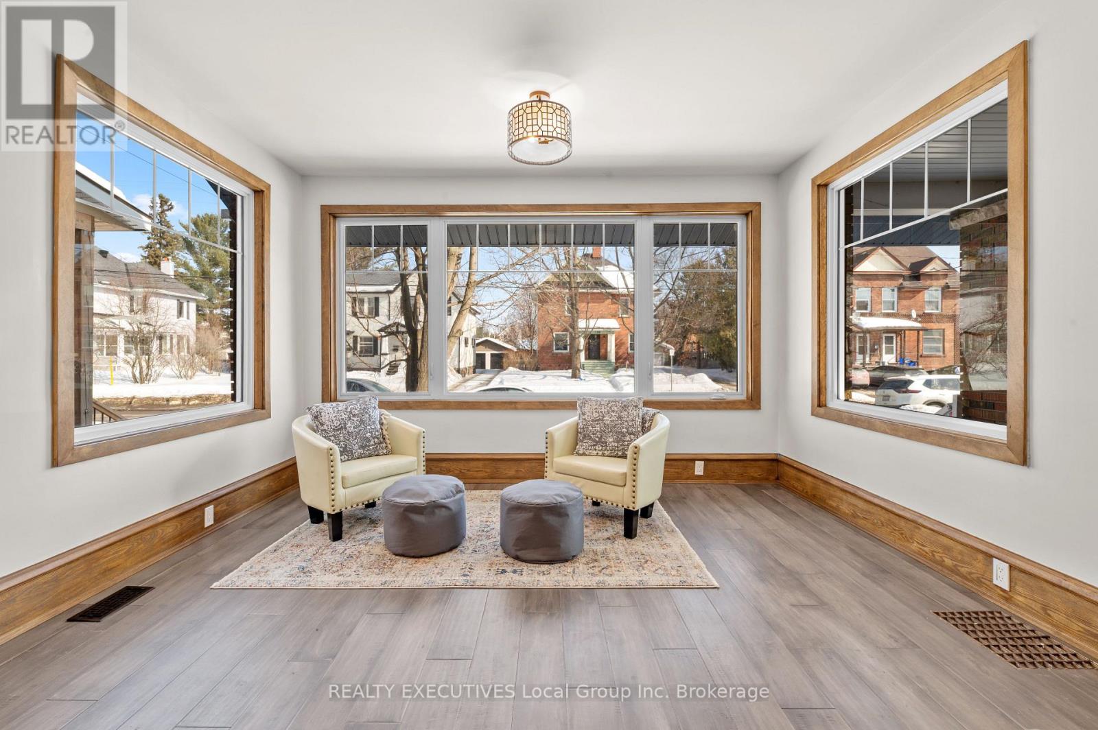 537 COPELAND STREET - 4