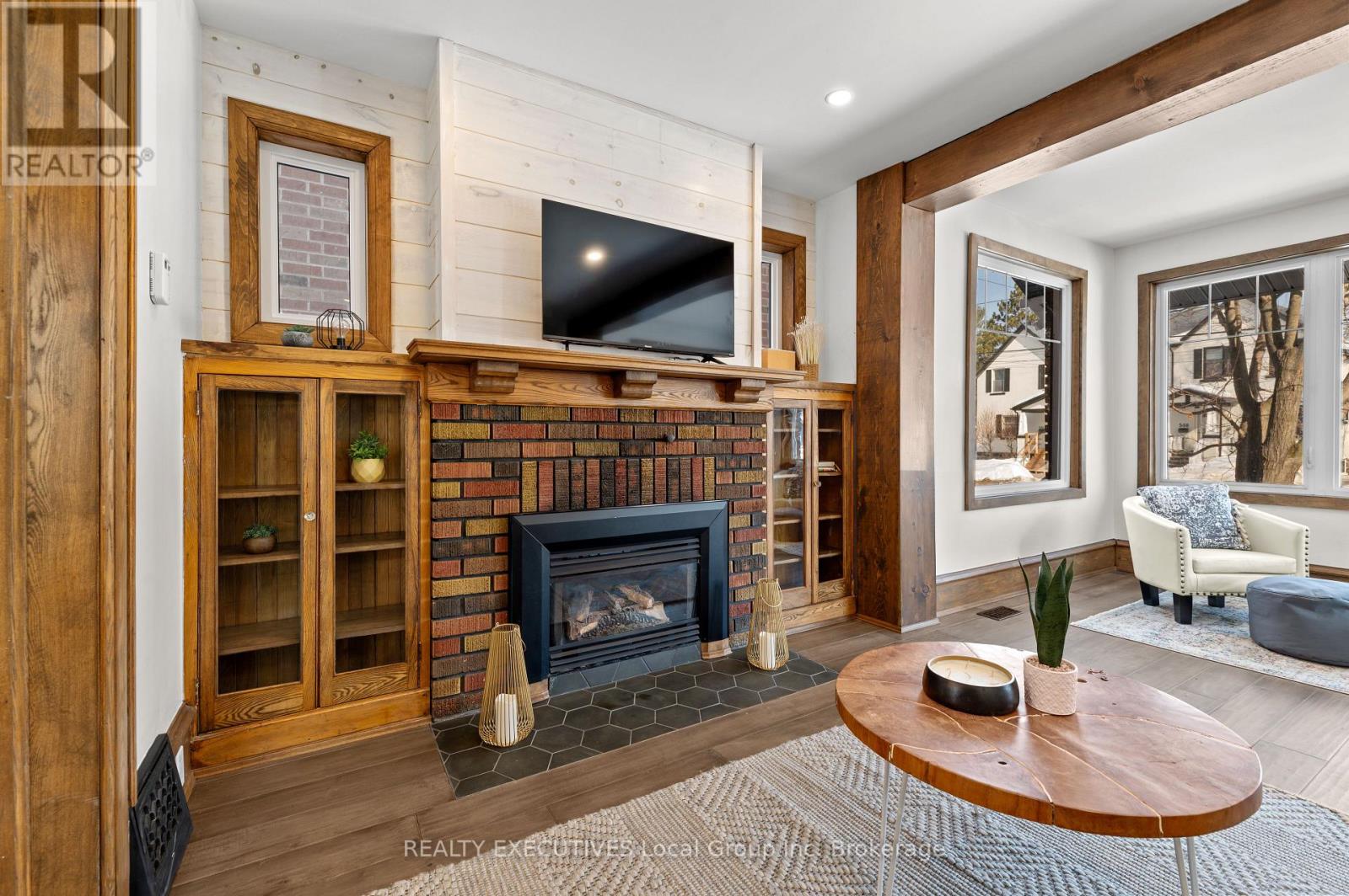 537 COPELAND STREET - 7