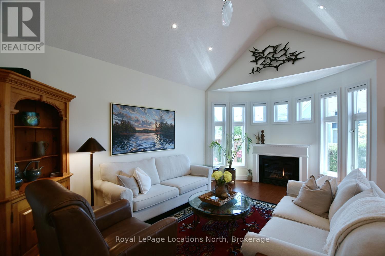 11 WATERPOND PLACE - 13