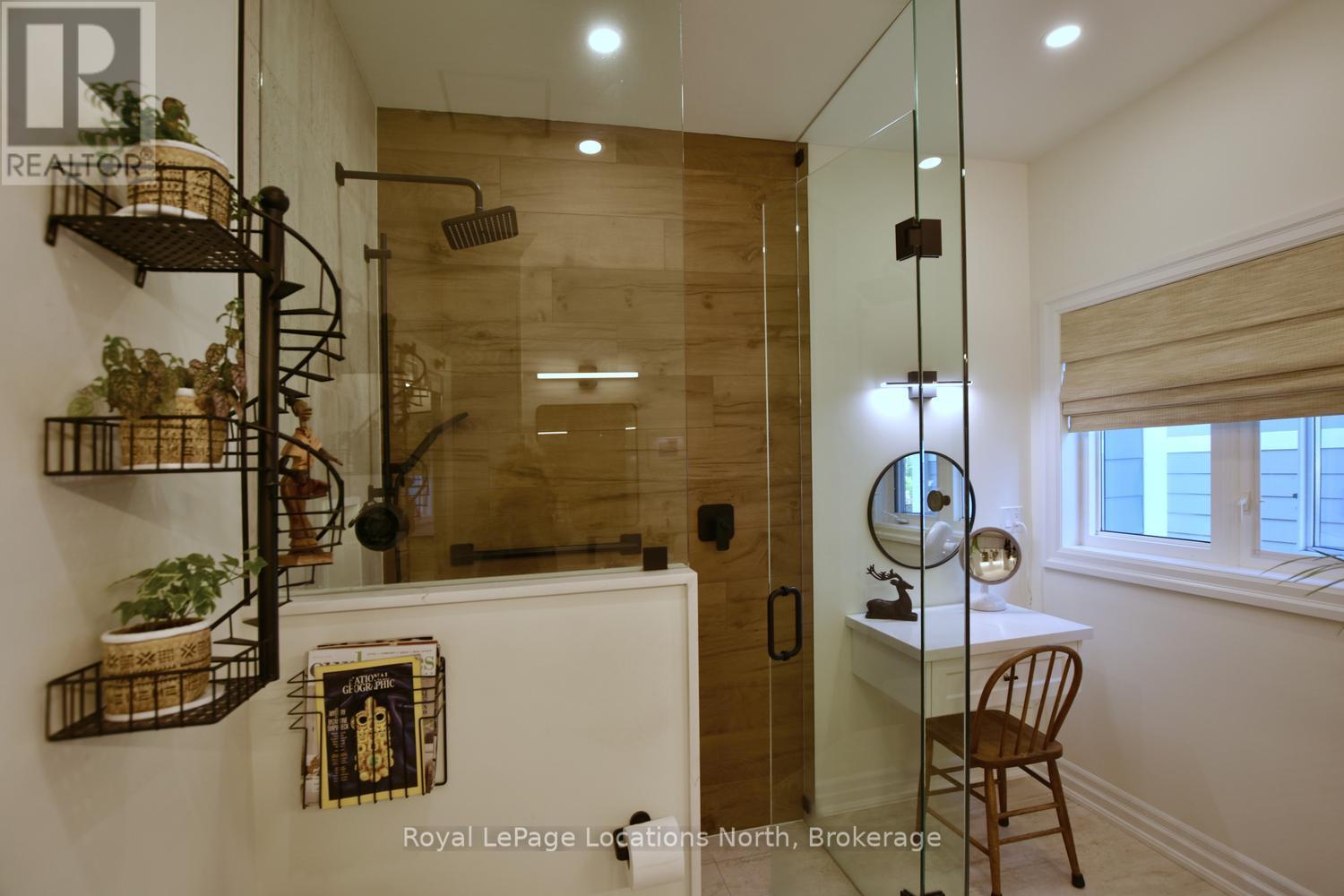 11 WATERPOND PLACE - 25