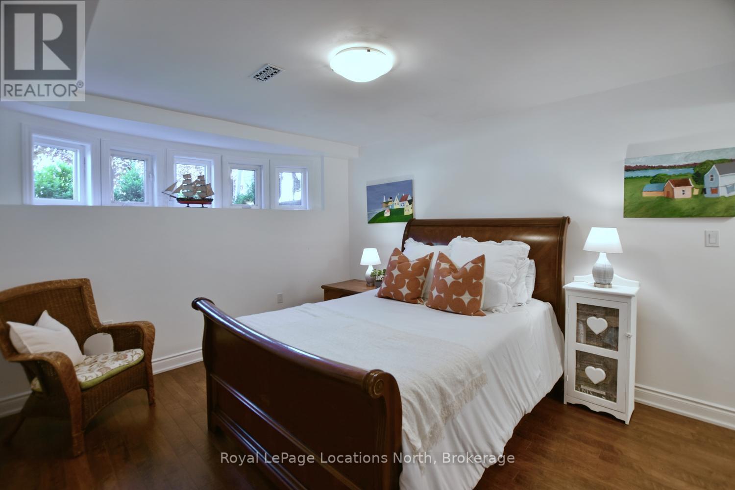 11 WATERPOND PLACE - 29