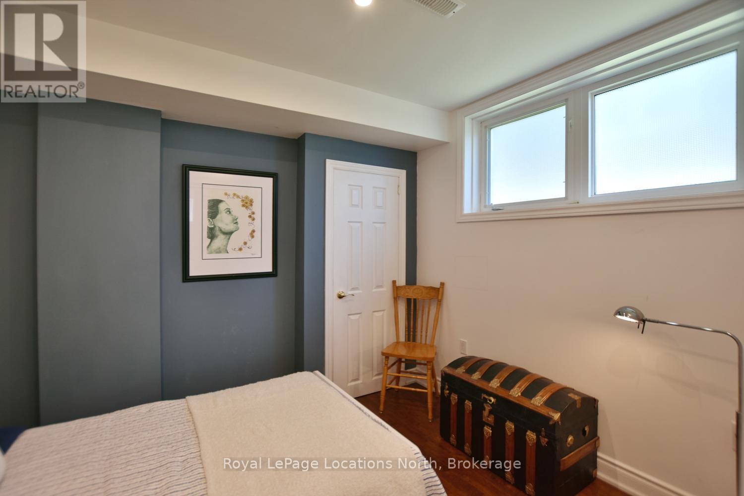 11 WATERPOND PLACE - 35