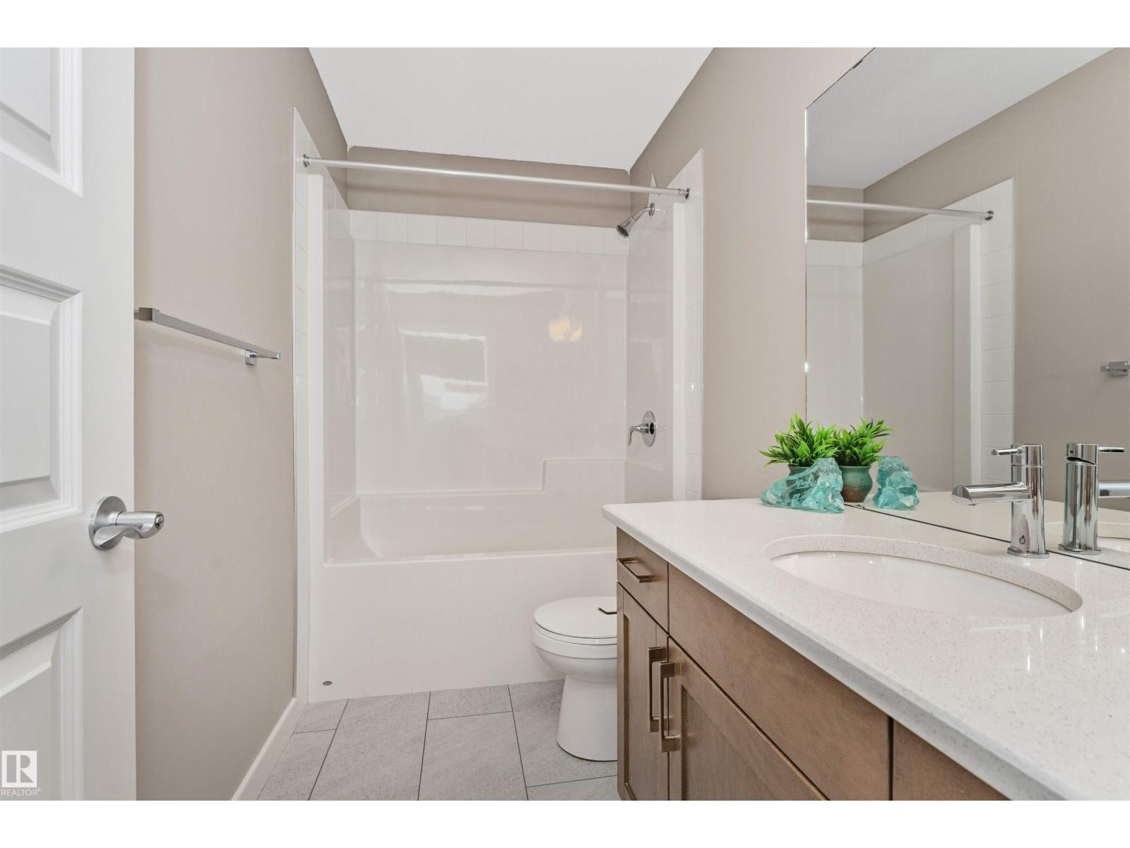 22124 85 AV NW - 41