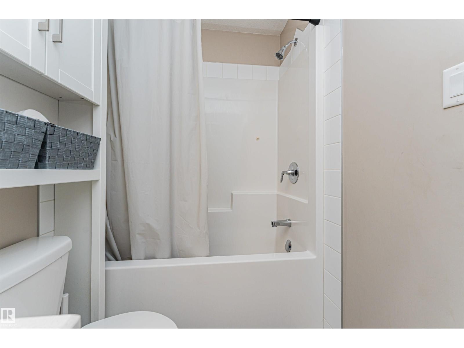 22124 85 AV NW - 65