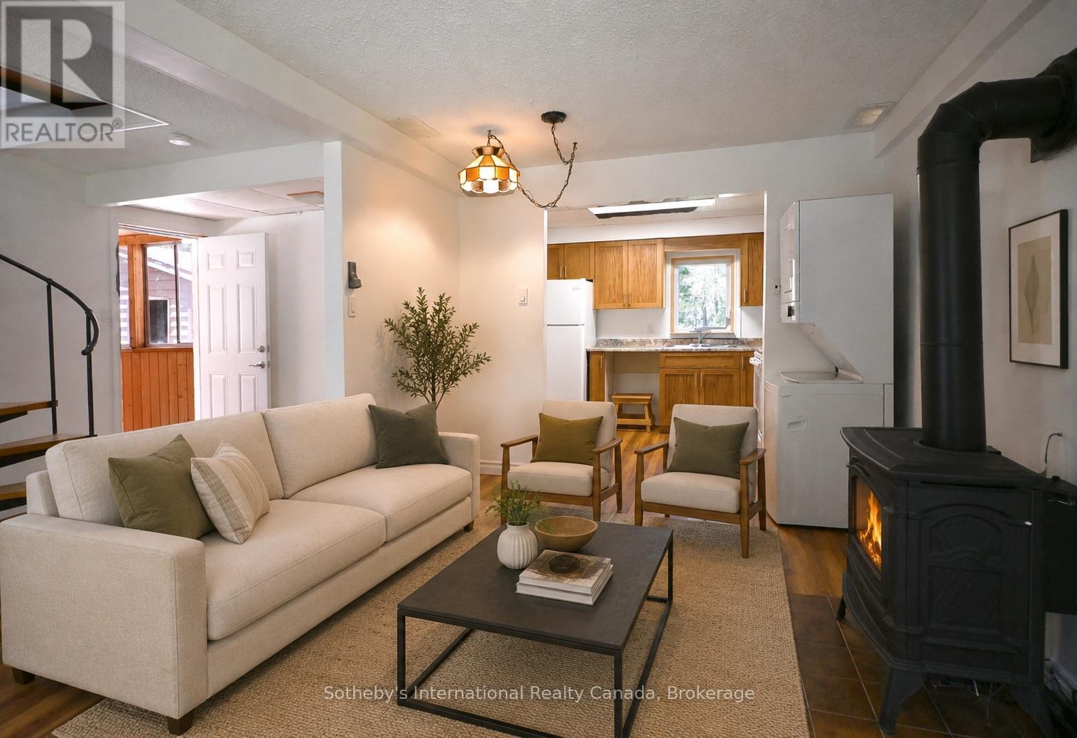 1072 HOLIDAY PARK DRIVE - 11