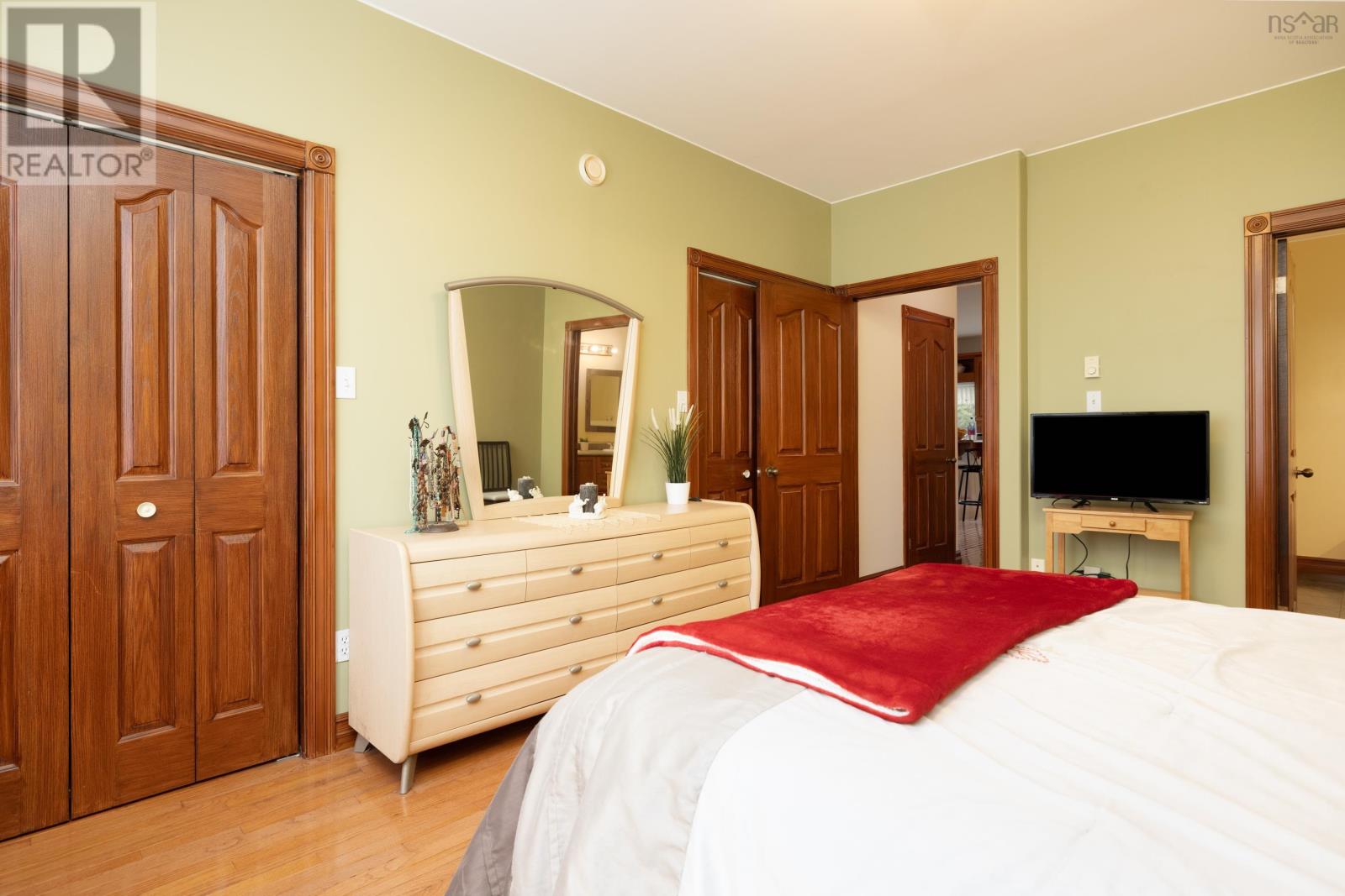 11 Millview Avenue - 12