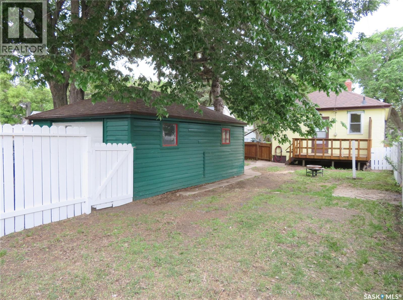 1436 E AVENUE N — photo 15