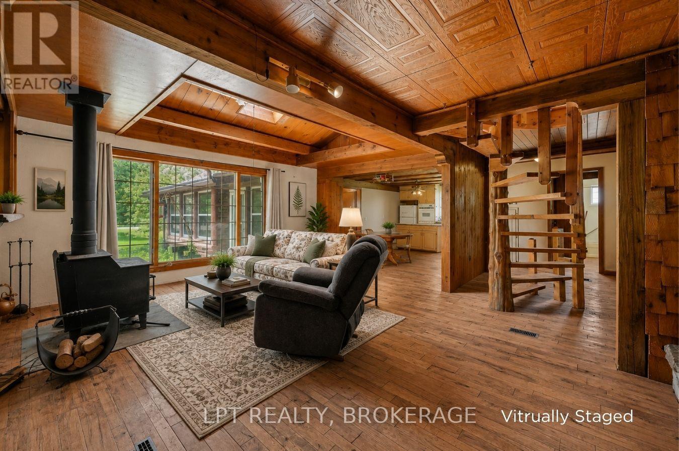 4342 HENDERSON ROAD - 44