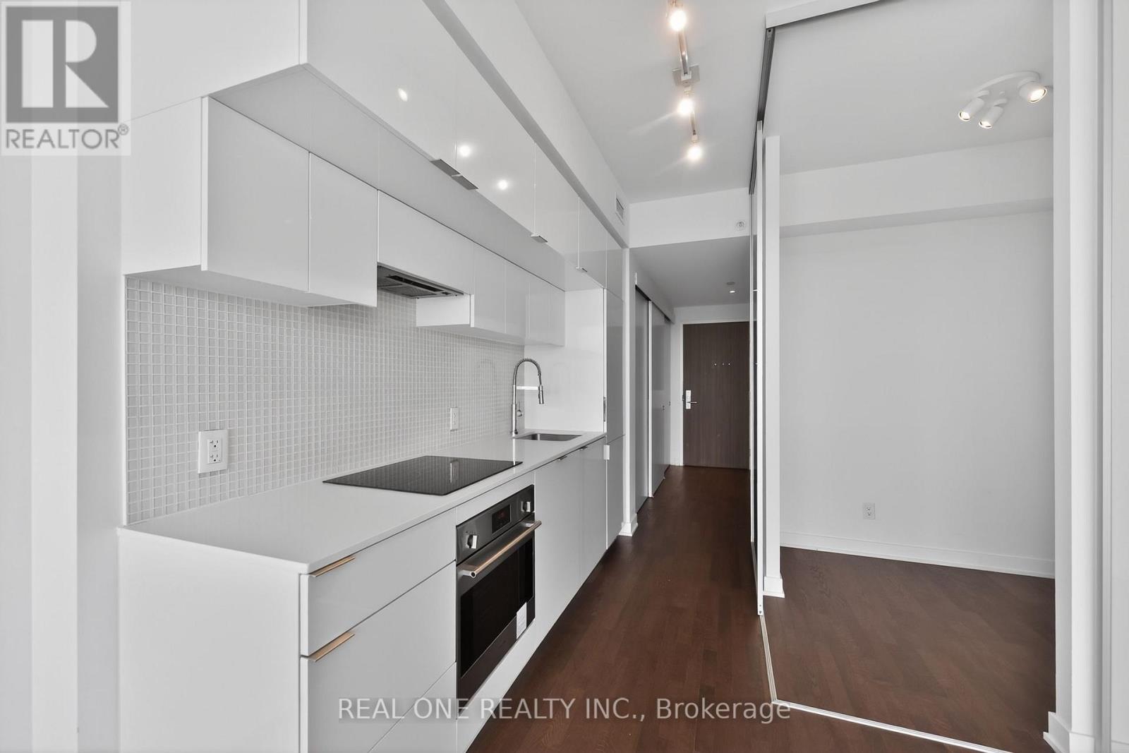 #1906 185 ROEHAMPTON AVENUE - 10