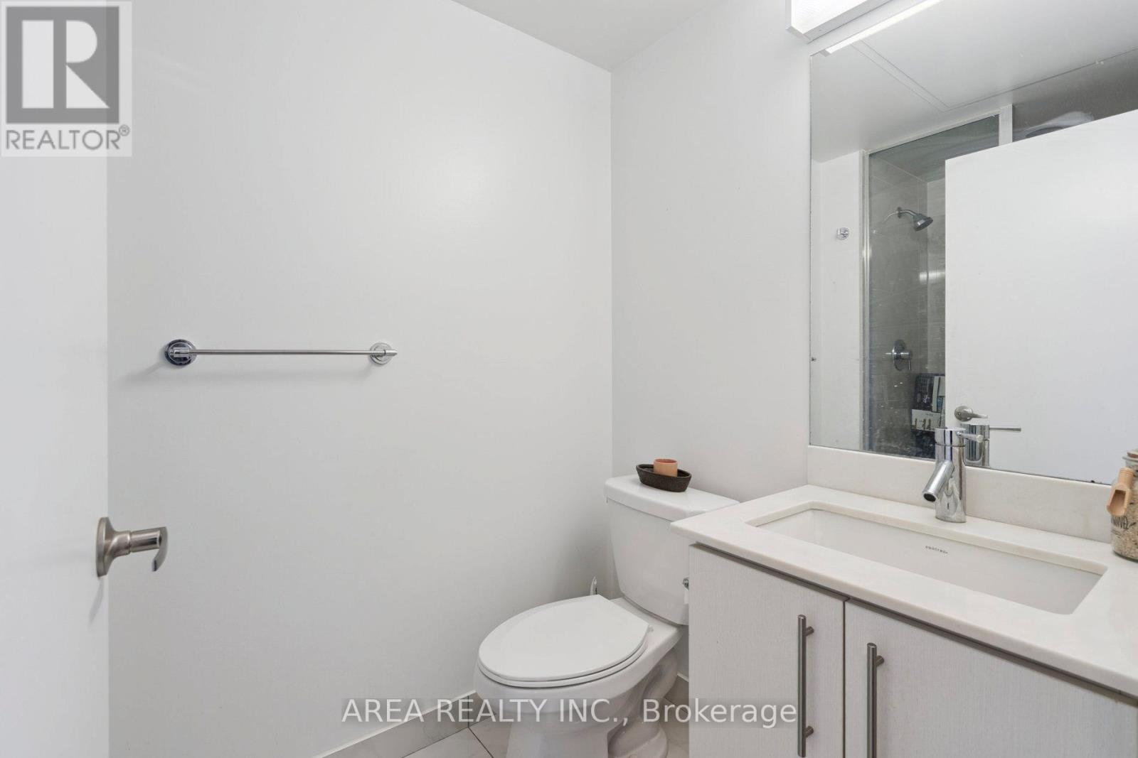 #1910 58 ORCHARD VIEW BOULEVARD - 19