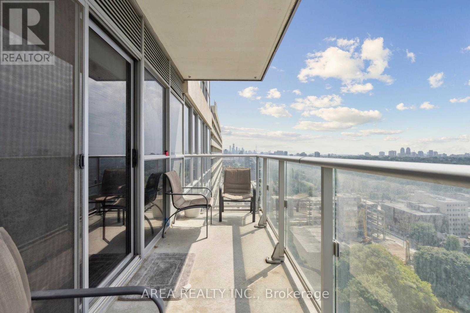 #1910 58 ORCHARD VIEW BOULEVARD - 24