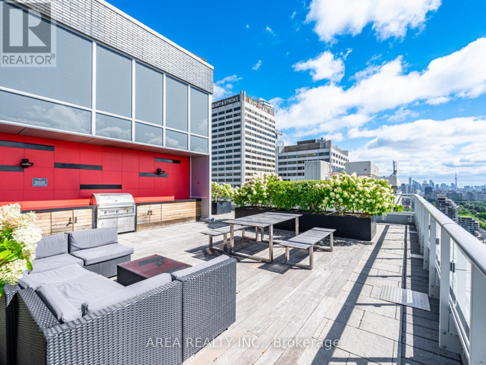 #1910 58 ORCHARD VIEW BOULEVARD - 26