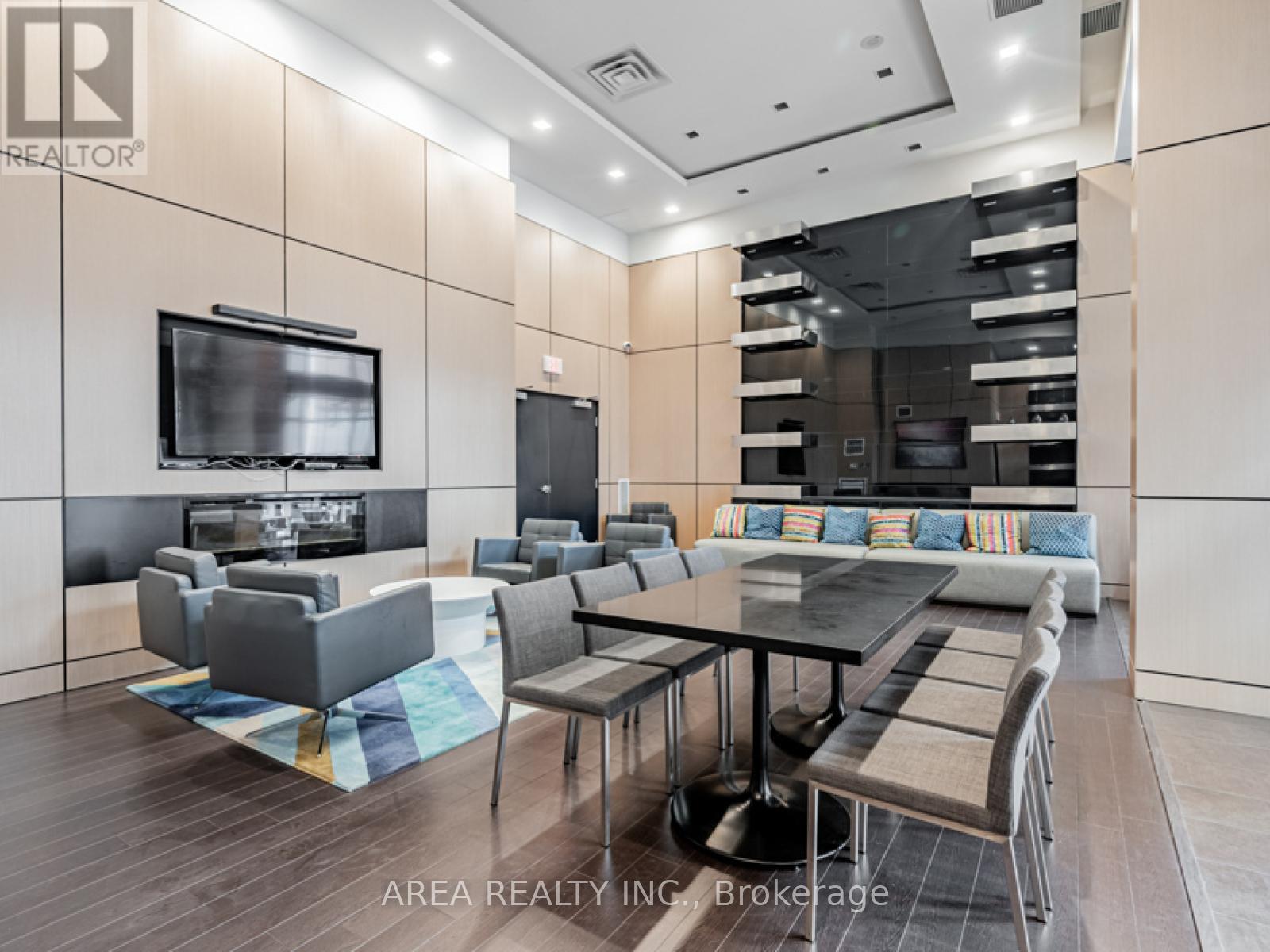 #1910 58 ORCHARD VIEW BOULEVARD - 29
