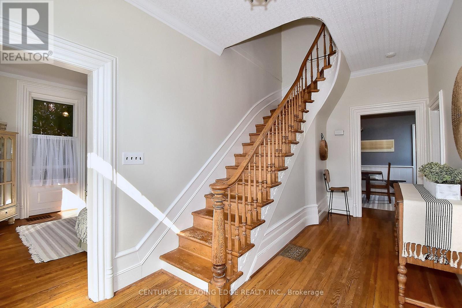 55 BROCK STREET E - 6