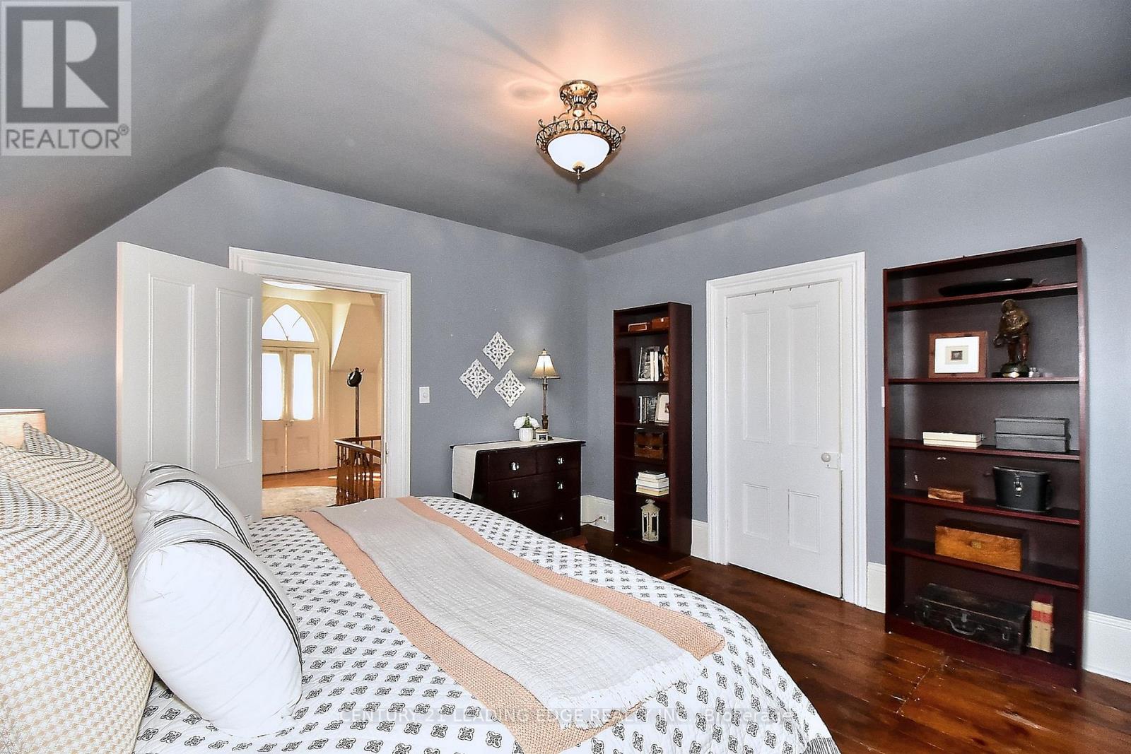 55 BROCK STREET E - 28