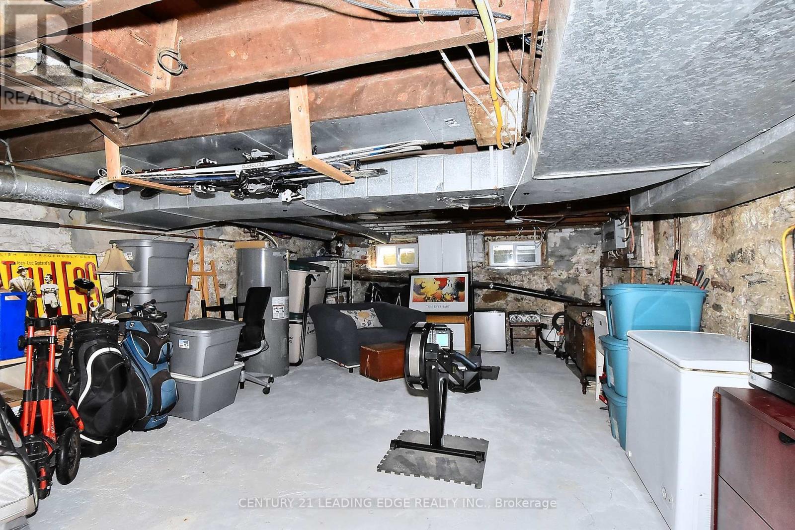 55 BROCK STREET E - 39