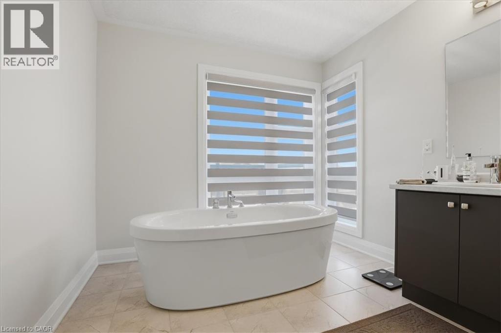 375 CHOKECHERRY Crescent - 12