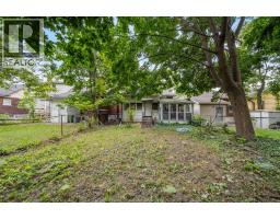 494 Rankin, Windsor, ON N9B2R7 Photo 31