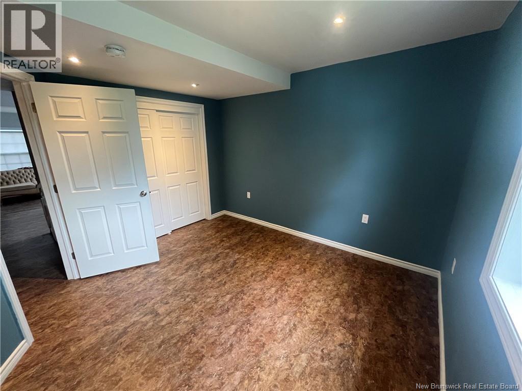 9 Churchill Street - Image 21