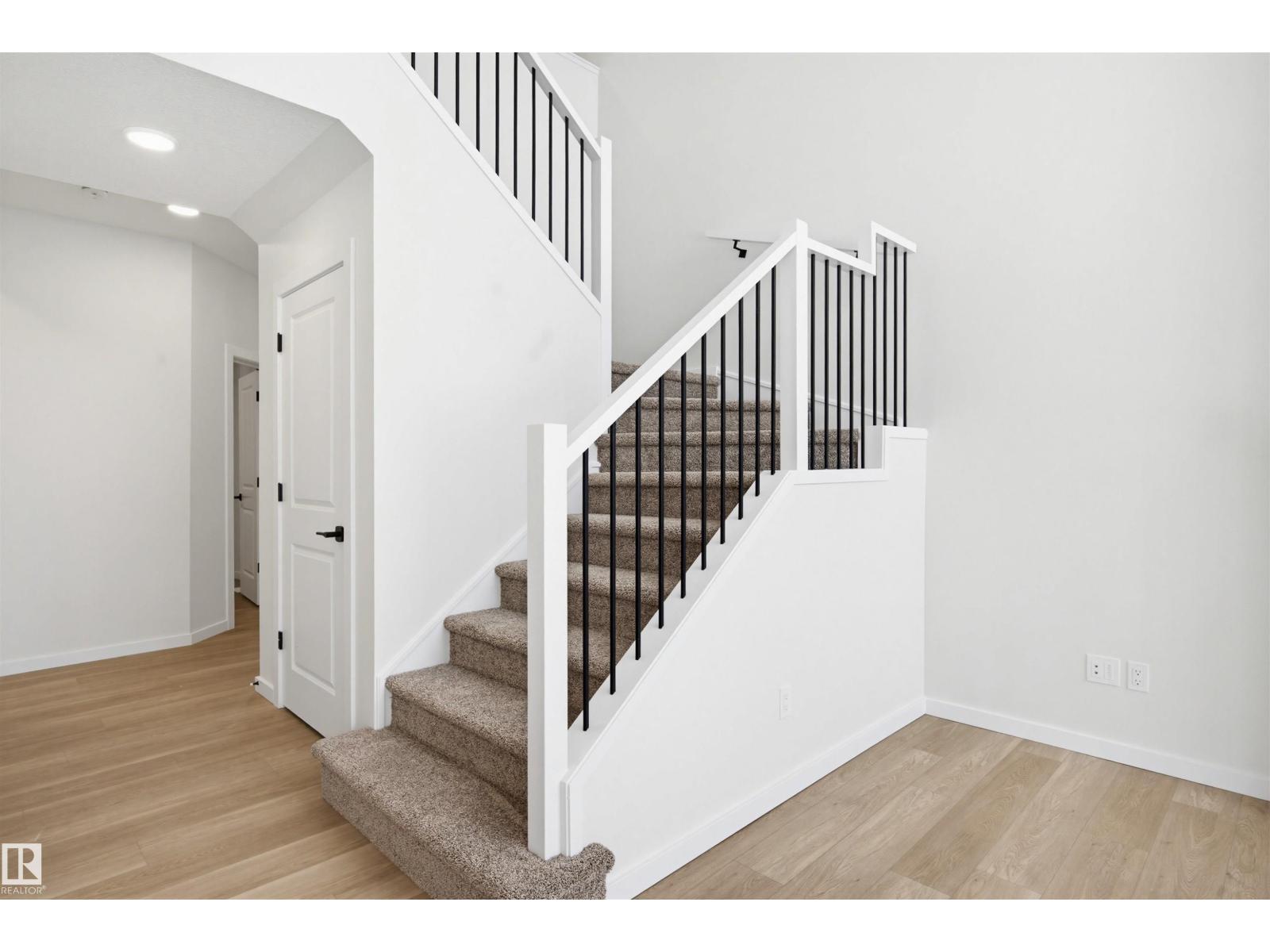 2535 211 ST NW - 15