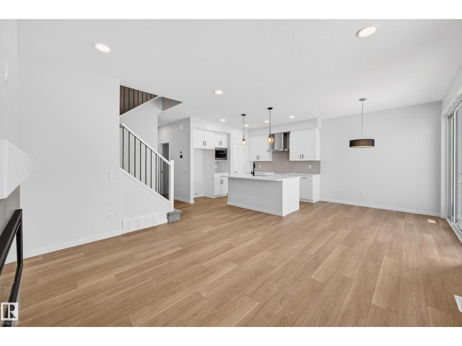 5008 72 ST — photo 7