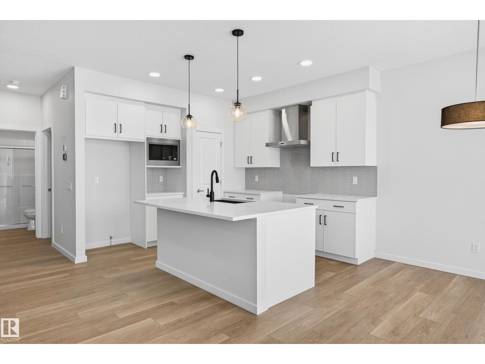 5008 72 ST - photo 3
