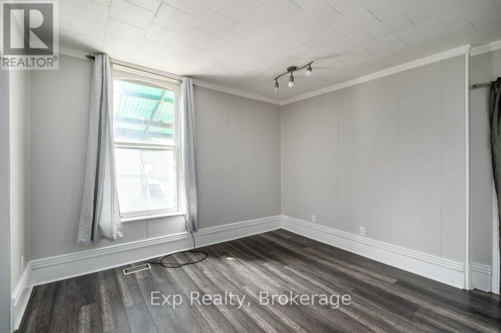 127 GREEN STREET - 13