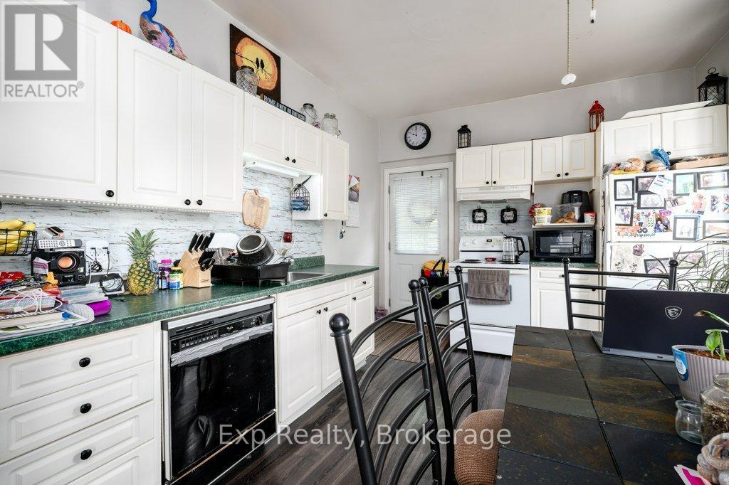 127 GREEN STREET - 25