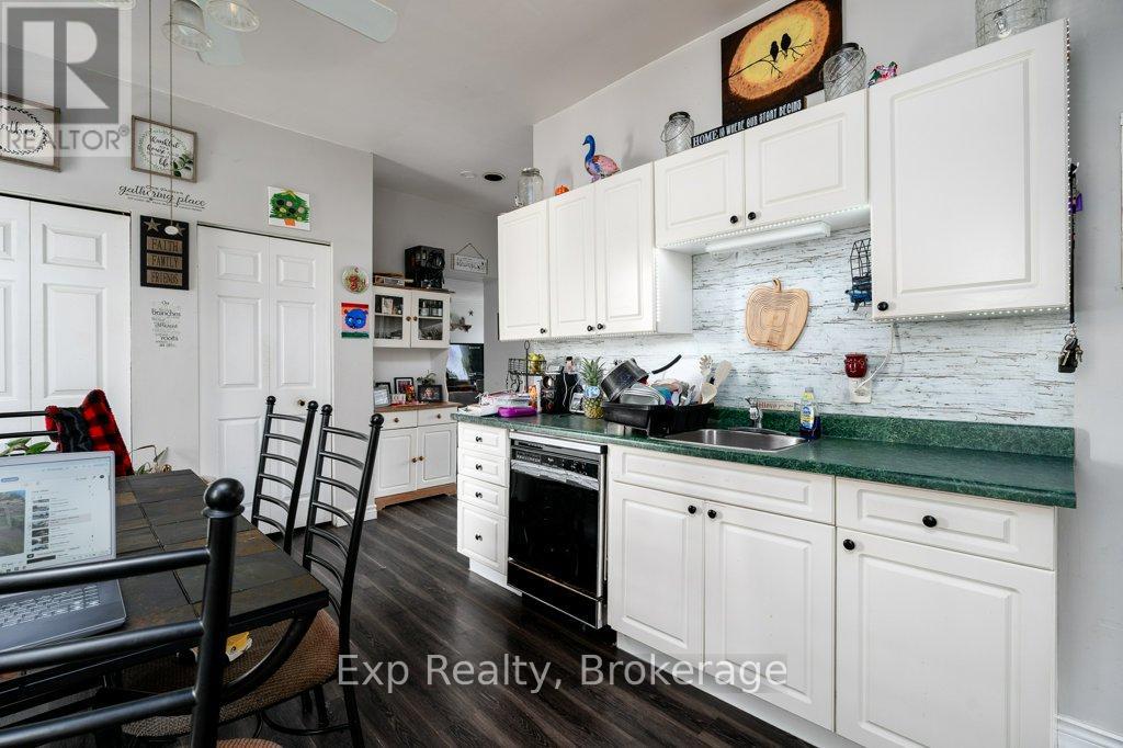 127 GREEN STREET - 26